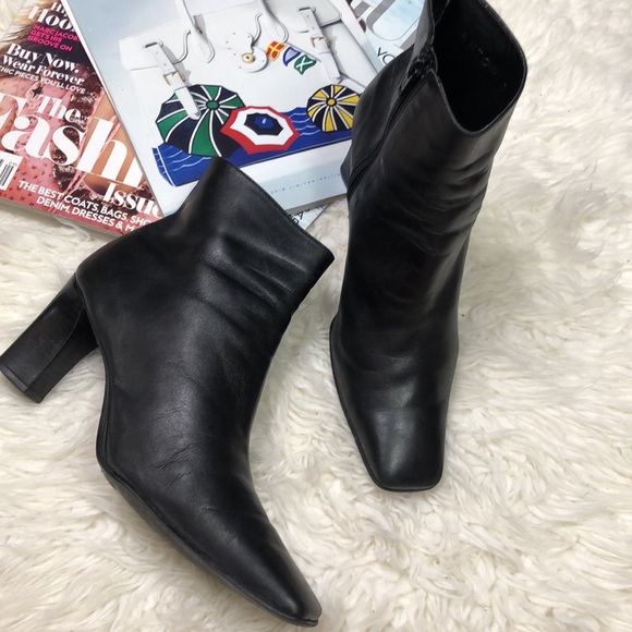 ANTONIO MELANI Black Nappa Leather Booties with zipper on Side - Picture 15 of 15